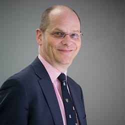 Headshot of Andy Smith.